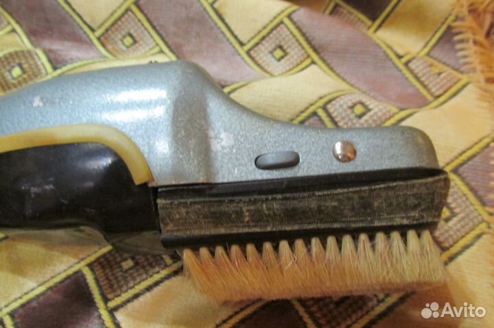 Первая в СССР электро щетка ветерок 2