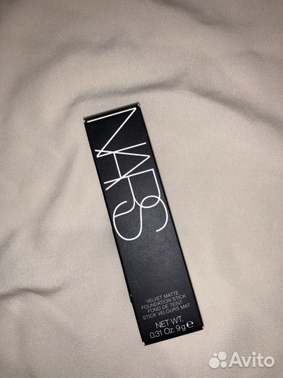 Универсальный тональный стик nars deauville