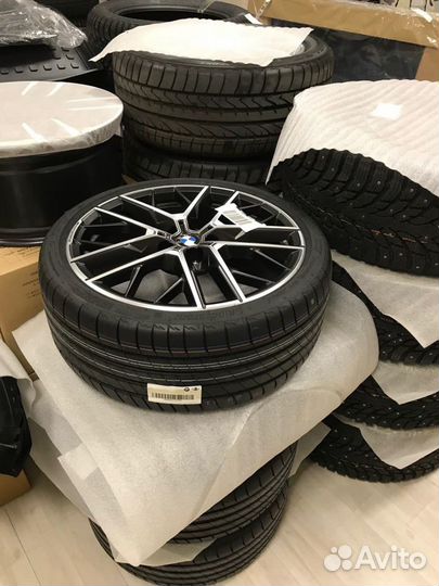 Летние колеса BMW BMW 2 F44 R19 стиль 555M