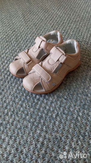 Продам сандали