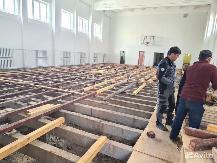 Спортивное покрытие / высокопрочный паркет