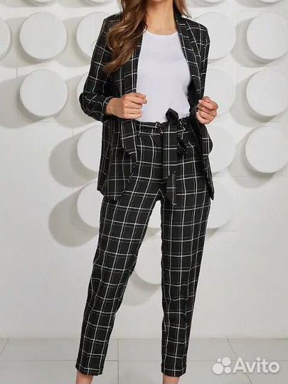 Костюм брючный