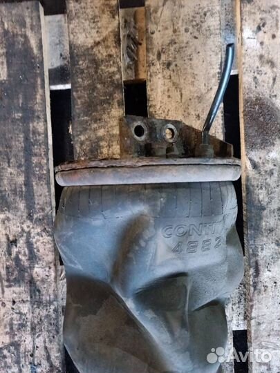 Пневмоподушка задняя MAN TGX 2008