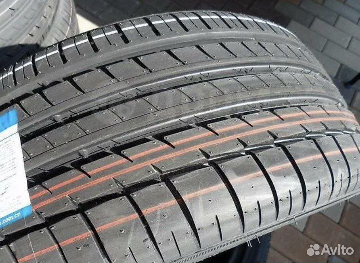 Triangle Sports TH201 295/35 R21