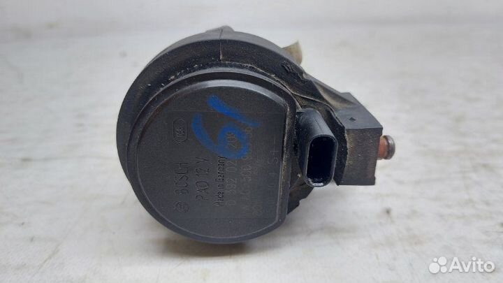 Насос системы охлаждения Volkswagen Jetta 6 2.0