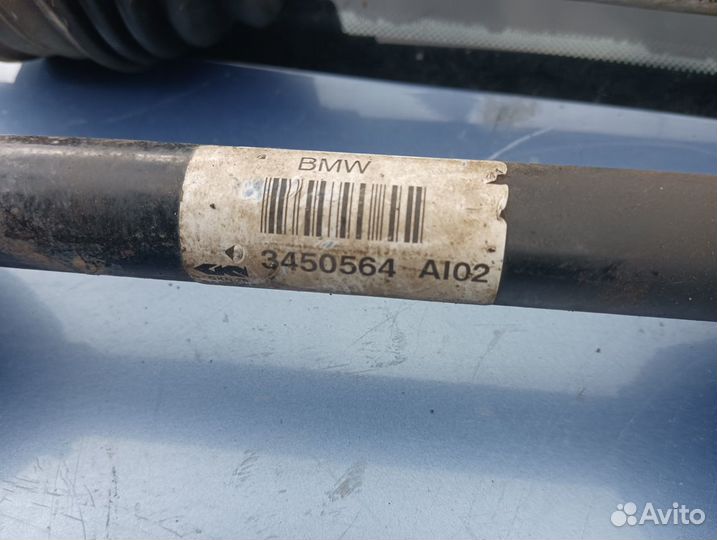 Привод передний Bmw X3 E83 N52B30AF 2007