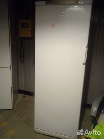 Морозильник Индезит MFZ-16