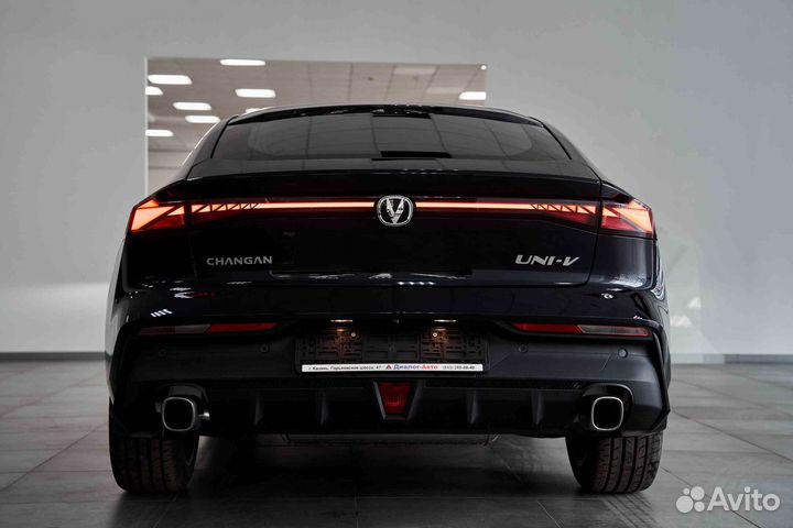 Changan UNI-V 1.5 AMT, 2022