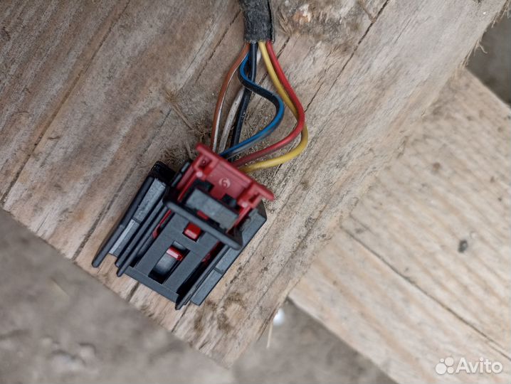 Зеркало левое правое Skoda Octavia A5 на 6 конт