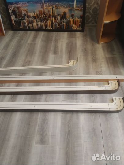 Карниз потолочный бу