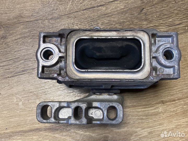 Skoda octavia a5 опора двигателя правая