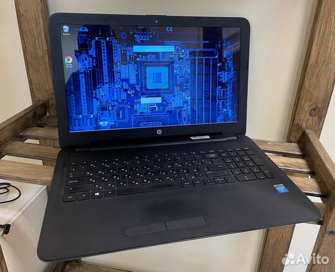 Шикарный ноутбук HP на SSD+коробка