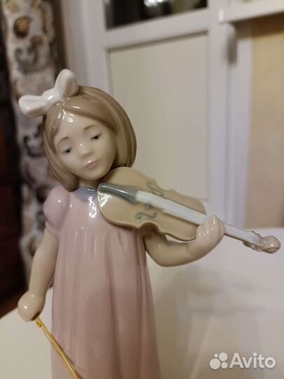 Статуэтка Nao by Lladro 