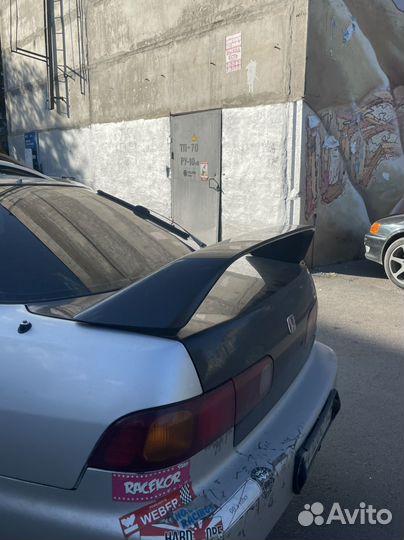 Спойлер + крышка банажника honda integra type r