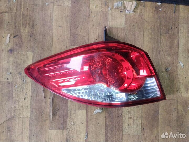 Фонарь задний левый chevrolet cruze хэтчбек