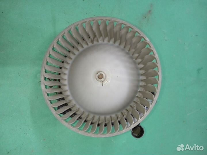 Mitsubishi Lancer IX моторчик отопителя