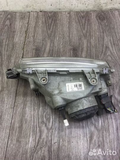 Фара передняя правая Saab 9-3 кабриолет 2005