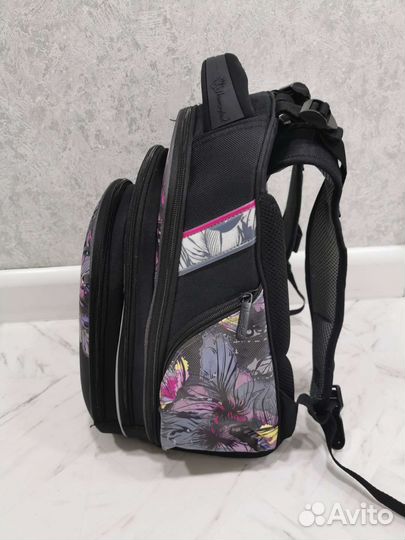 Школьный рюкзак hummingbird