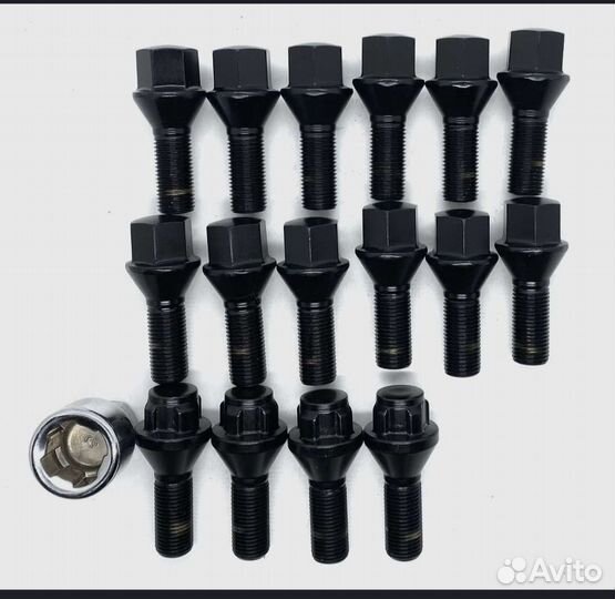 Болты колесные,черные с секретками,м12 1.25