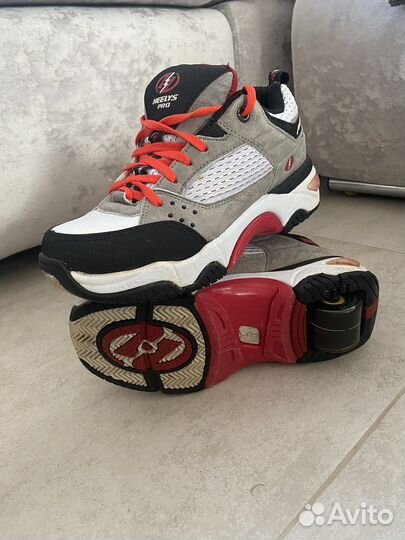 Кроссовки на роликах Heelys