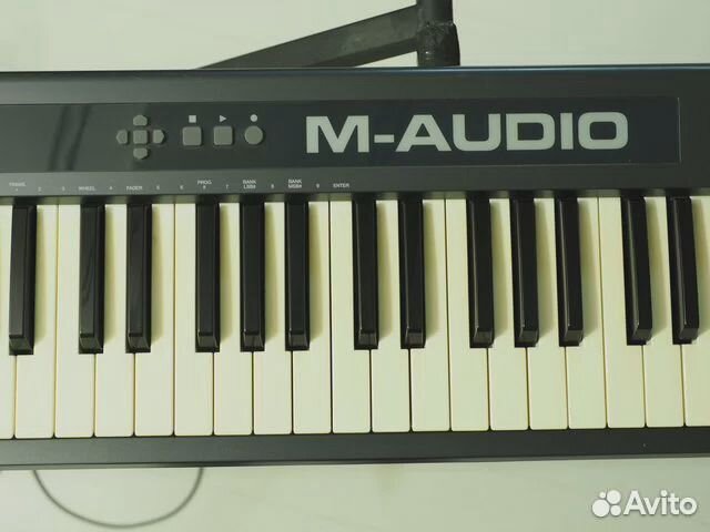 Midi клавиатура M-audio keystation 88