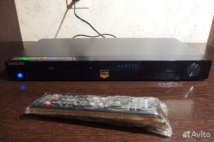 DVD проигрыватель Samsung с караоке