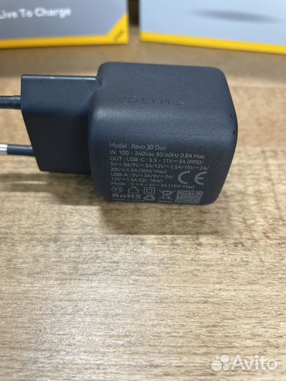 Зарядное устройство GaN VoltMe Revo 30