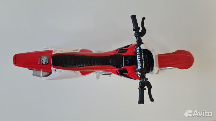 Модель мотоцикла Maisto Honda CRF450R