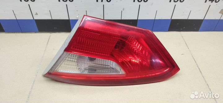 Фонарь задний внутренний правый Focus III 2011