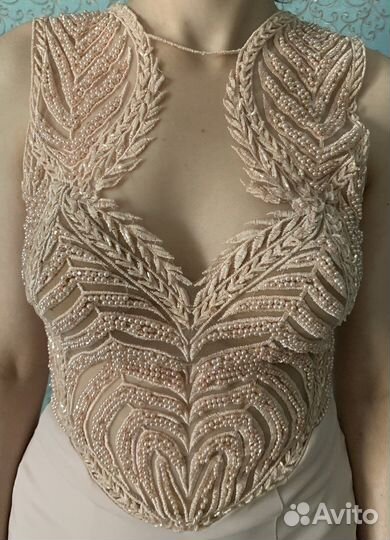 Вечернее платье