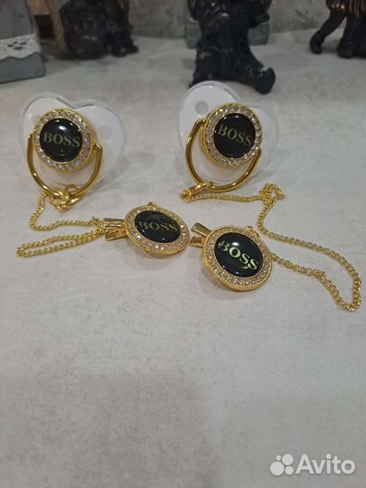 Детская соска с держателем