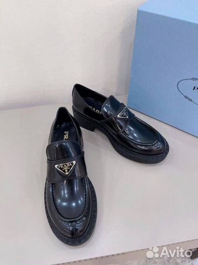 Лоферы мужские Prada