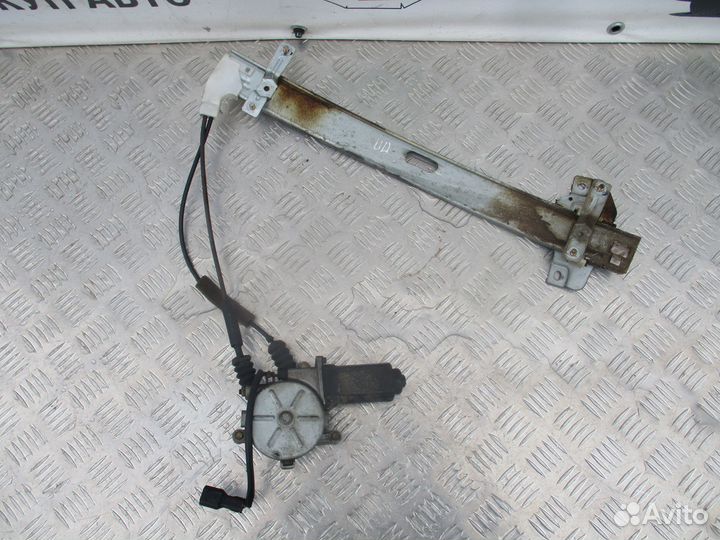 Стеклоподъёмник передний правый Hyundai Sonata 3