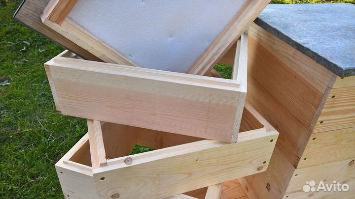 Улей Дадан на 12 рамок