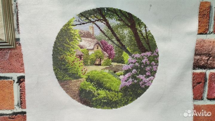 Картина вышитая крестом ручная работа