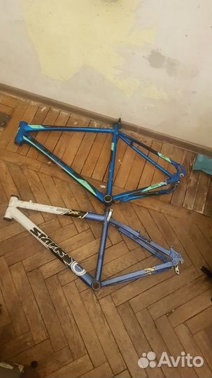 Запчасти на велосипед. Рамы, колеса