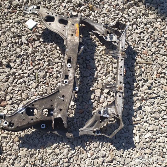 Bmw e90 e92 балка подрамник передний