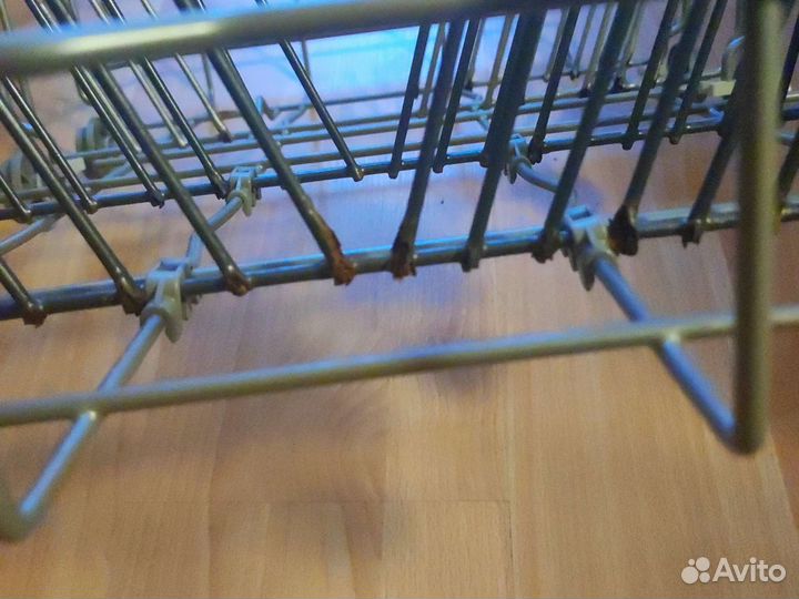 Нижняя корзина посудомойки beko