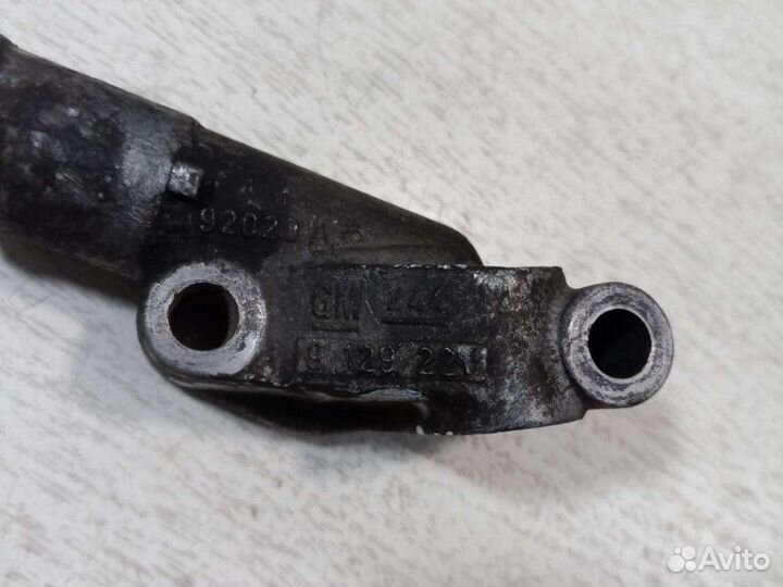 Фланец системы охлаждения Opel Astra G универсал