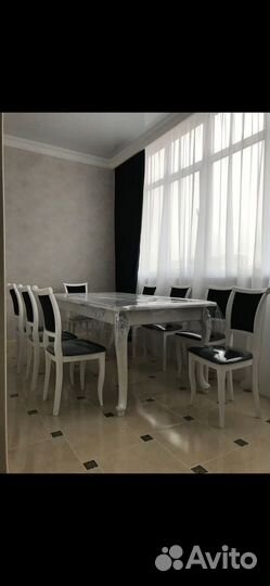 Кухонный стол