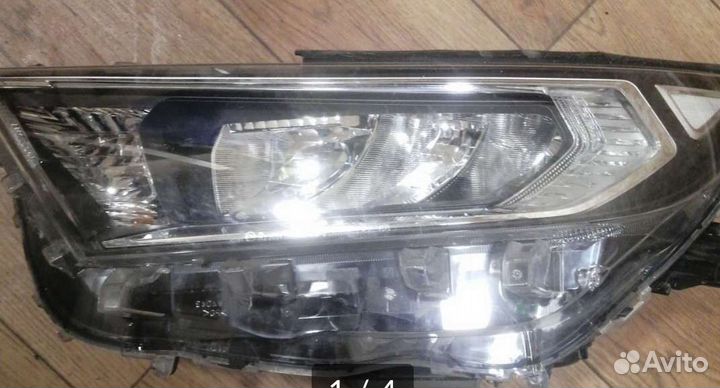 Фара передняя левая toyota rav4 40