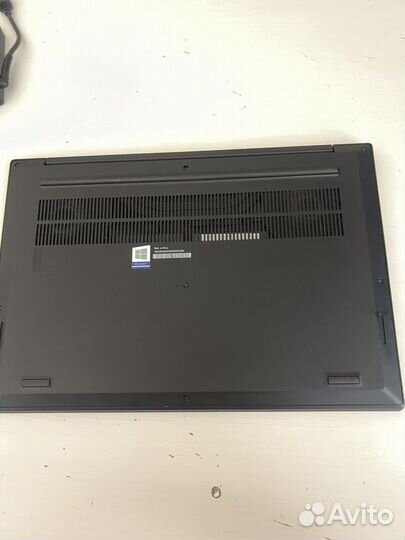 Lenovo Thinkpad X1 extreme gen 1 i7 8750 1050TI