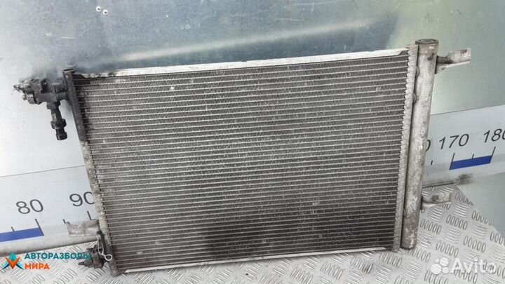 Радиатор кондиционера Opel Astra J 2010