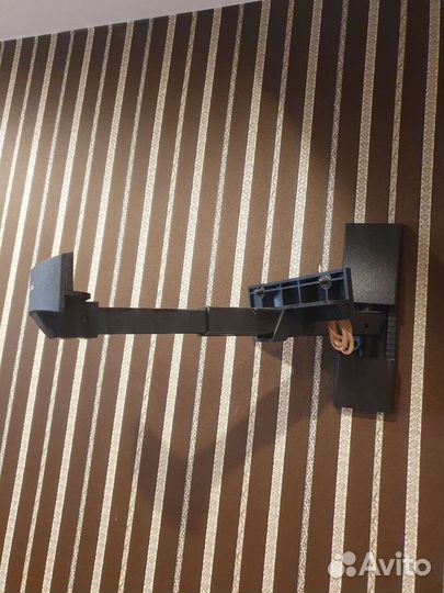 Кронштейн для колонок