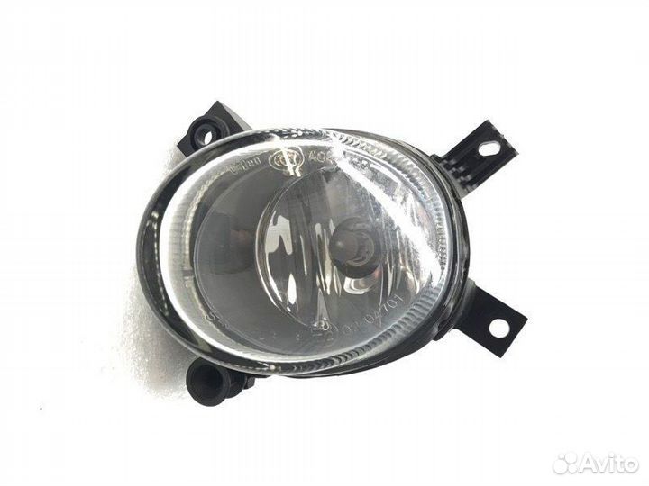 Фара противотуманная передняя левая Audi A3 8P