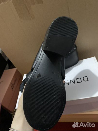 Шлепанцы женские