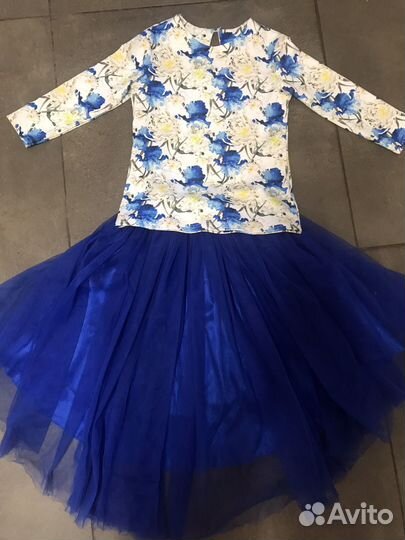 Продам костюм для девочки