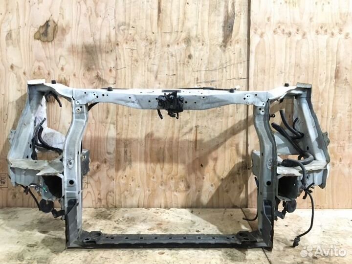 Рамка радиатора Honda Stepwgn RK5 R20A 2013