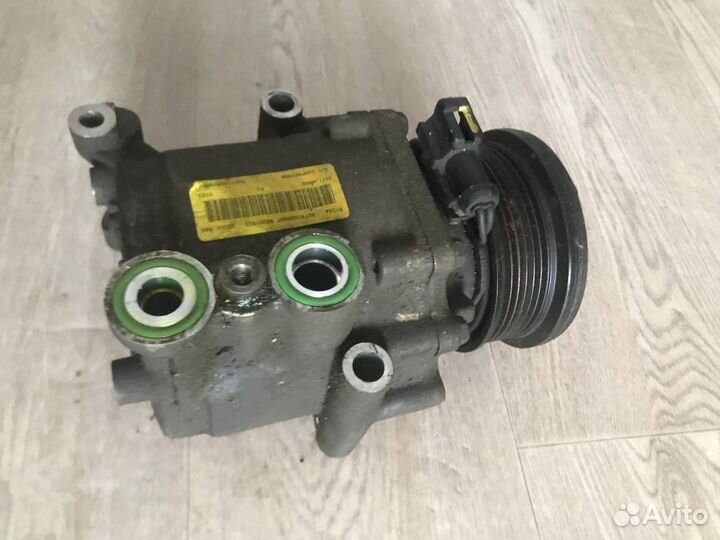 Компрессор кондиционера Ford Fusion