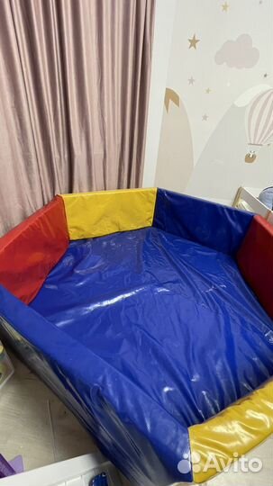 Детский сухой бассейн с шариками